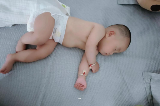沈丘孕妇肚脐周围发青